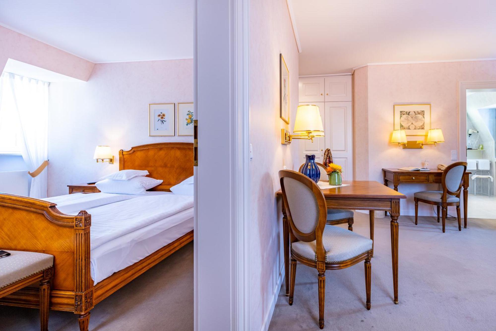 Romantik Hotel Zehntkeller Iphofen Εξωτερικό φωτογραφία